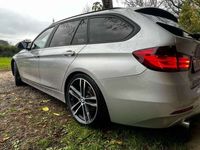 gebraucht BMW 320 320 d Touring xDrive Aut.