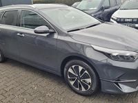 Neu Kia Ceed Sportswagon 140 PS (102 kW) 2025 Grau Kombi