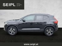 Neu Volvo XC40 Plus 163 PS (119 kW) 2025 Schwarz SUV