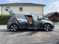 gebraucht VW Golf GTI Performance 2,0 TSI DSG