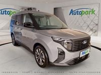 Neu Ford Tourneo Courier Titanium 125 PS (91 kW) 2026 Grau Van / Kleinbus