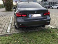 Gebraucht BMW 320 M Sport 190 PS (139 kW) 2017 Grau Limousine
