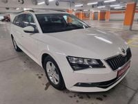 Gebraucht Skoda Superb Ambition 150 PS (110 kW) 2019 Weiß Kombi