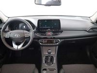 gebraucht Hyundai i30 1.5 T-GDI DCT Style, Navi, LED, Kamera, Teilleder