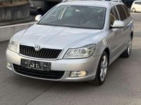 Gebraucht Skoda Octavia Elegance 105 PS (77 kW) 2012 Silber Kombi
