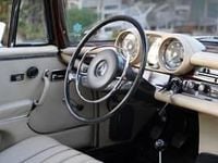 Gebraucht Mercedes 280 SE 160 PS (117 kW) 1969 Silber Coupé