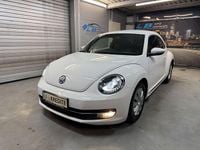 Gebraucht VW Beetle Design 105 PS (77 kW) 2013 Weiß Kleinwagen