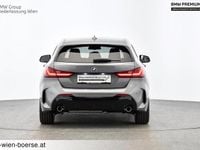 Gebraucht BMW 118 Shadowline 150 PS (110 kW) 2024 Grau Kleinwagen