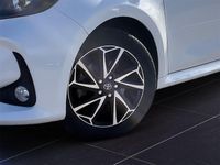 gebraucht Toyota Yaris Hybrid 15 l Hybrid 5-türig Act. Drive