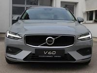Gebraucht Volvo V60 197 PS (144 kW) 2025 Grau Kombi