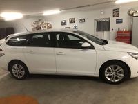 gebraucht Peugeot 308 SW 12 PureTech 110 Access S&S