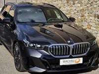 Gebraucht BMW 520 M Sport 197 PS (144 kW) 2024 Grau Kombi