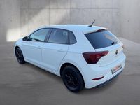 Neu VW Polo 95 PS (69 kW) 2026 Dunkelblau  metallic Limousine