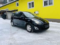 Gebraucht Renault Scénic 131 PS (96 kW) 2011 Van / Kleinbus