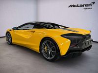 gebraucht McLaren Artura / MSO Volcano Yellow / Leasing 1,99%