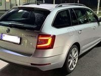 gebraucht Skoda Octavia Octavia Combi 2,0 TDI Style Limited DSG