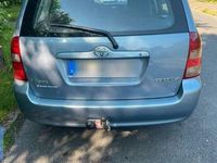 gebraucht Toyota Corolla Kombi 1,4i Linea Terra Plus Aut.
