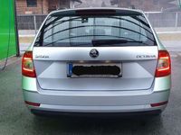 gebraucht Skoda Octavia Combi 16 TDI