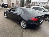 Gebraucht Mercedes A180 116 PS (85 kW) 2020 Schwarz Limousine