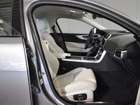 gebraucht Jaguar XE R-DYNAMIC S 2,0T AWD