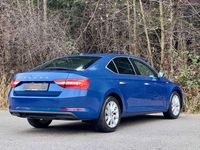 gebraucht Skoda Superb Limosine 2.0 TDI Aut 1BESITZ*ACC*SPUR*LED*LEDER*