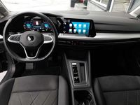 gebraucht VW Golf VIII LIFE 20 TDI DSG *SPORTSITZE / LED NAVI ...