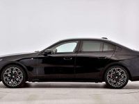 Gebraucht BMW 520 M Sport 197 PS (144 kW) 2023 Schwarz Limousine