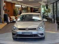 Gebraucht VW Golf VII 86 PS (63 kW) 2019 Grau Limousine