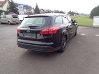 gebraucht Ford Focus Kombi 1,5TDCI 120PS AUT, Navi WP So+Wi, Anhk,