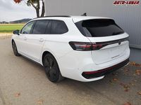 Neu VW Passat R-line 193 PS (141 kW) 2025 Candyweiß Kombi