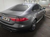 gebraucht Jaguar XF 30d R-Sport Aut.