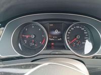 Gebraucht VW Passat Comfortline 120 PS (88 kW) 2015 Grau Kombi