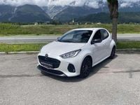 Neu Mazda 2 Homura-Line 116 PS (85 kW) 2025 Weiß Limousine