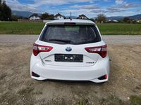 gebraucht Toyota Yaris 15 VVT-i Hybrid Lounge