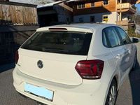 Gebraucht VW Polo 80 PS (58 kW) 2019 Weiß Kleinwagen