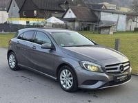 Gebraucht Mercedes A180 122 PS (89 kW) 2015 Grau Kleinwagen