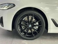 Gebraucht BMW 520 Performance 190 PS (139 kW) 2022 Weiß Kombi