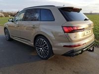 Gebraucht Audi SQ7 Ambiente 650 PS (478 kW) 2024 Gold SUV