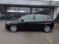 gebraucht Peugeot 308 12 PureTech 130 Allure S&S NUR 26tkm!!