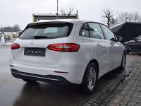 gebraucht Mercedes 180 B Aut. *Style-Paket*