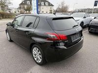 gebraucht Peugeot 308 1,2 PureTech 110 Style S&S