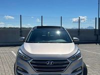 gebraucht Hyundai Tucson 2.0 CRDi 4WD Automatik Style