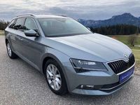 gebraucht Skoda Superb Style DSGNavi Virt. Cockp Xenon Abstandstempom