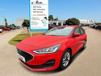 Gebraucht Ford Focus Cool & Connect 125 PS (91 kW) 2022 Rot Kombi