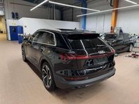 Gebraucht Audi e-tron Ambiente 300 kW (408 PS) 2021 Schwarz SUV