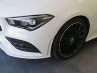 Gebraucht Mercedes CLA200 Shooting Brake 150 PS (110 kW) 2020 Weiß Kombi