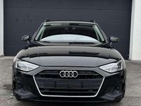 Gebraucht Audi A4 163 PS (119 kW) 2023 Schwarz Kombi