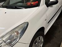 gebraucht Peugeot 206+ 206 206+ Trendy 11