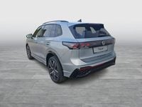 Neu VW Tiguan Sport 204 PS (150 kW) 2025 Silber  metallic SUV