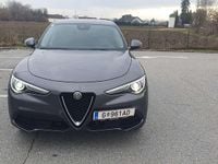 Gebraucht Alfa Romeo Stelvio 160 PS (117 kW) 2020 Grau SUV